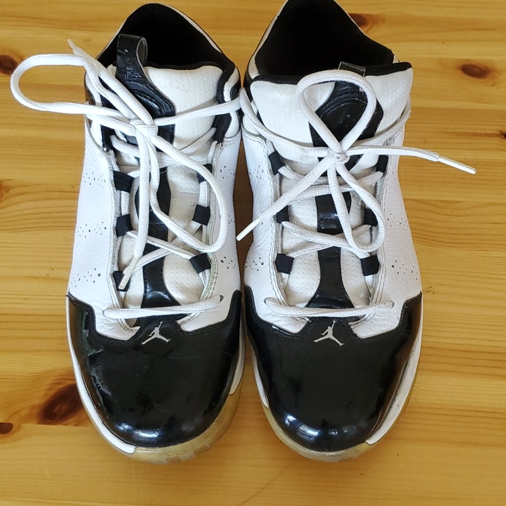 Nike Air jordans size 8.5